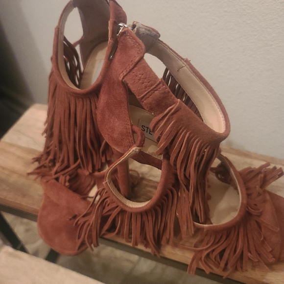 Suede fringe by Steve Madden - Picture 4 of 4